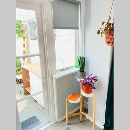 The Yellow Door Whitstable - Peaceful Retreat Close To Beach 외부 사진