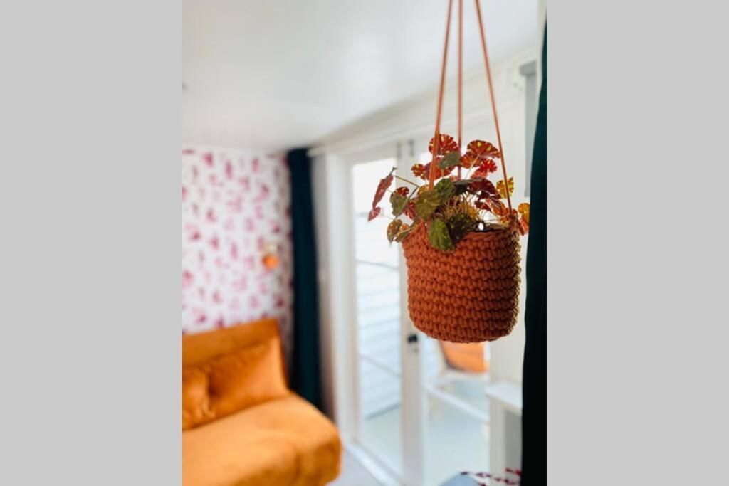 The Yellow Door Whitstable - Peaceful Retreat Close To Beach 외부 사진